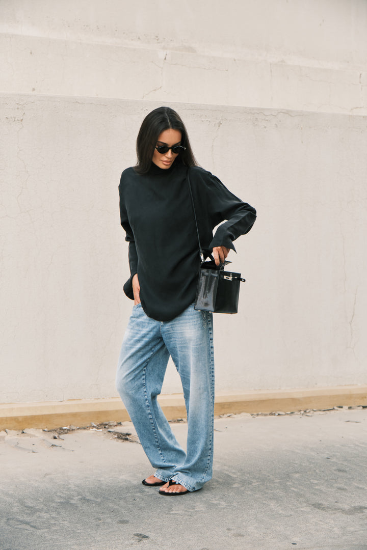 LIQUID KNOT COLLAR BLOUSE