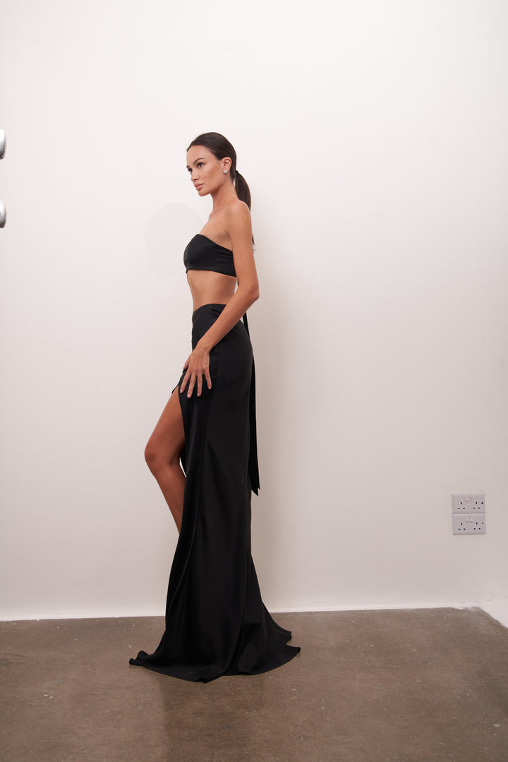 Midnight set black